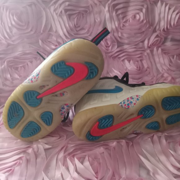 Nike Posite Pro 3D  Baby size 7C - Picture 2 of 5